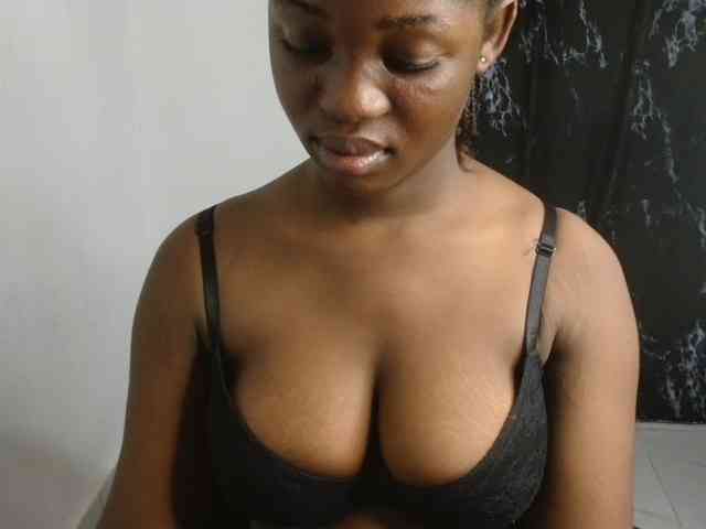 Nasty-fatpussyy webcam