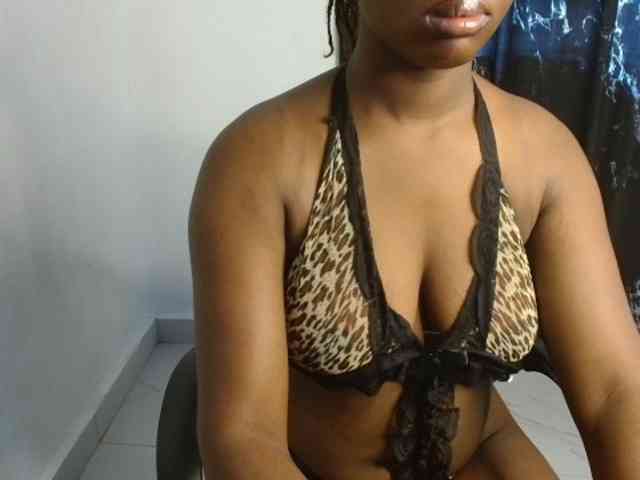 Nasty-fatpussyy webcam