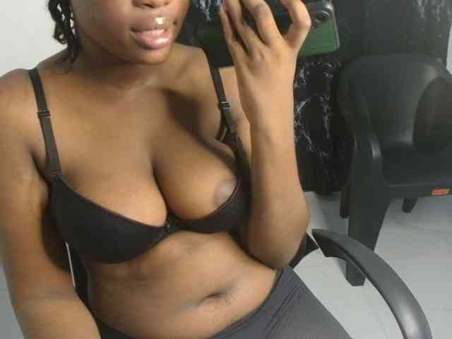 Nasty-fatpussyy