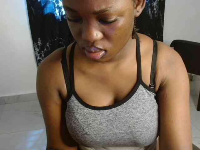 Creamy-blueberry webcam