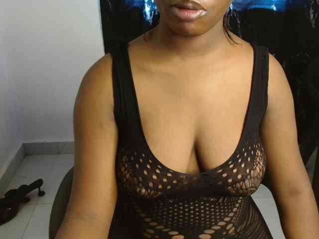 Nasty-fatpussyy