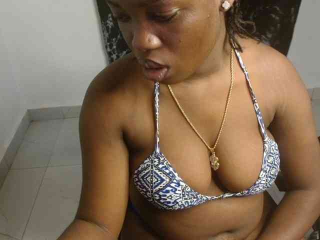 Creamy-blueberry webcam