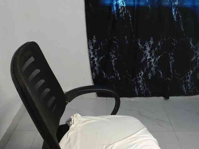 Nasty-fatpussyy webcam