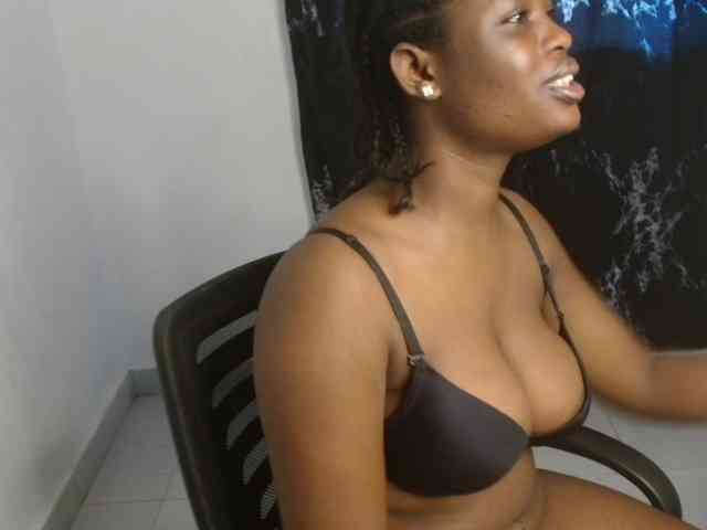 Creamy-blueberry webcam