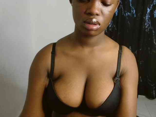 Nasty-fatpussyy webcam