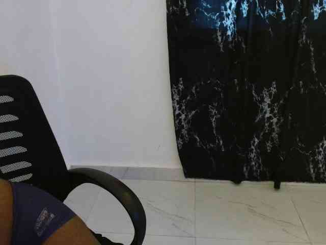 Nasty-fatpussyy webcam