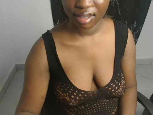 Nasty-fatpussyy