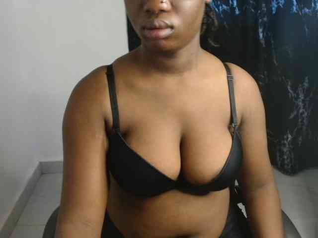 Nasty-fatpussyy webcam
