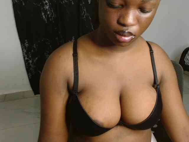 Creamy-blueberry webcam