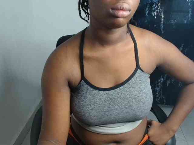 Nasty-fatpussyy webcam