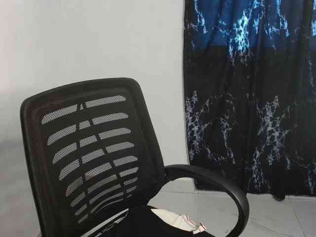 Nasty-fatpussyy webcam