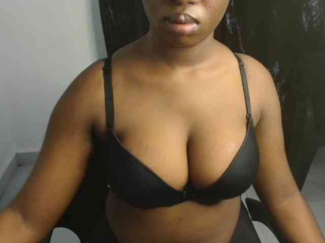 Nasty-fatpussyy webcam