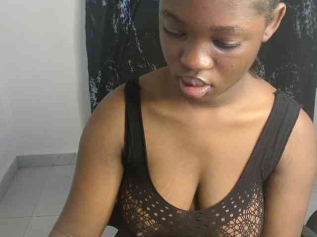 Creamy-blueberry webcam