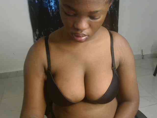Creamy-blueberry webcam