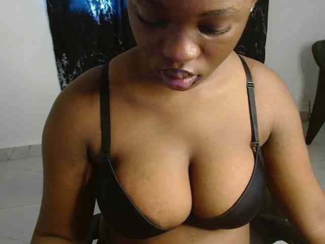 Creamy-blueberry webcam