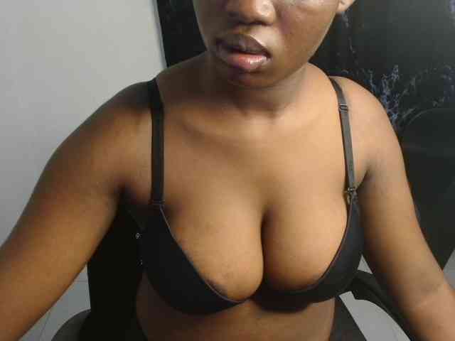Nasty-fatpussyy