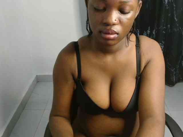 Nasty-fatpussyy