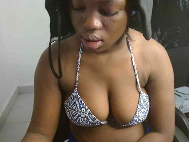Creamy-blueberry webcam