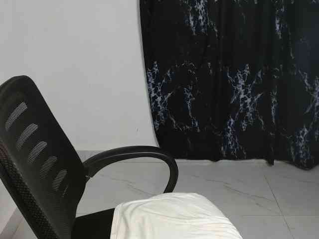 Nasty-fatpussyy webcam