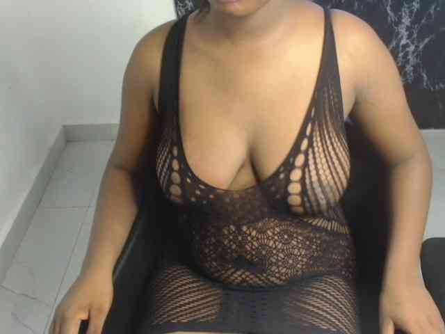 Model: Nasty-fatpussyy