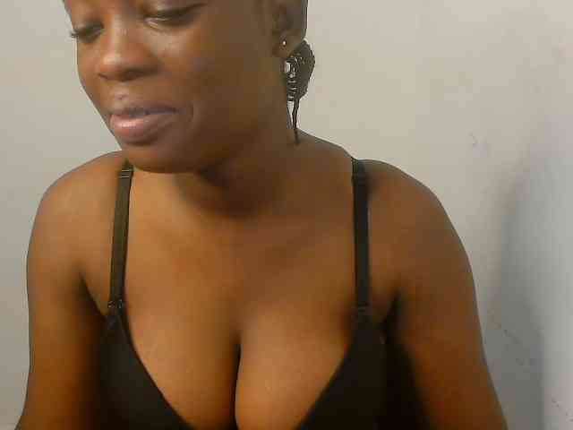 Nasty-fatpussyy webcam