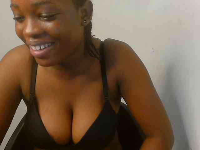 Nasty-fatpussyy webcam