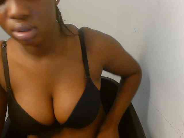 Nasty-fatpussyy webcam