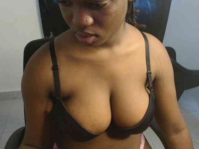Nasty-fatpussyy