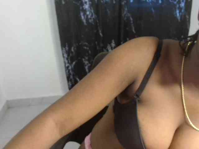 Creamy-blueberry webcam