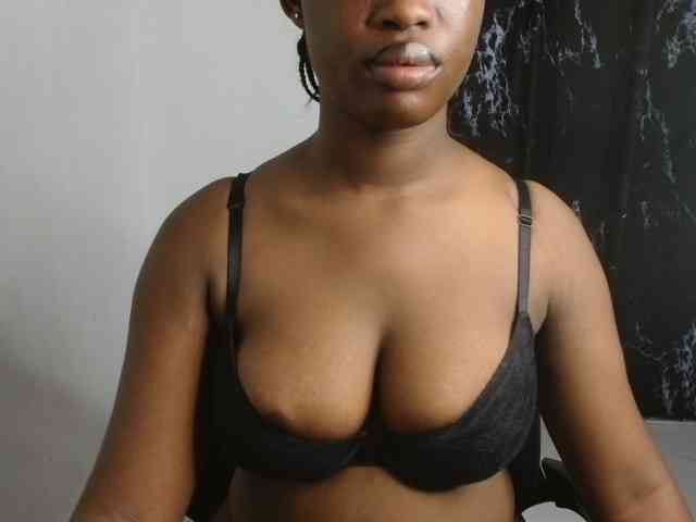 Nasty-fatpussyy webcam