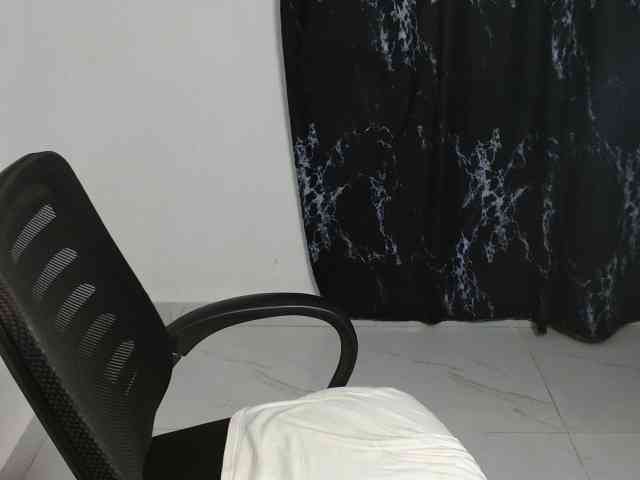 Nasty-fatpussyy webcam