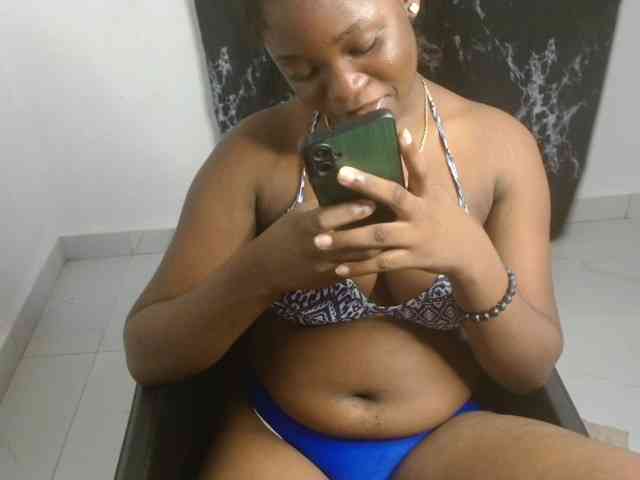 Creamy-blueberry webcam