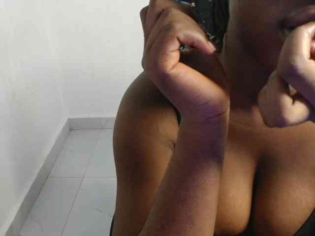 Nasty-fatpussyy webcam