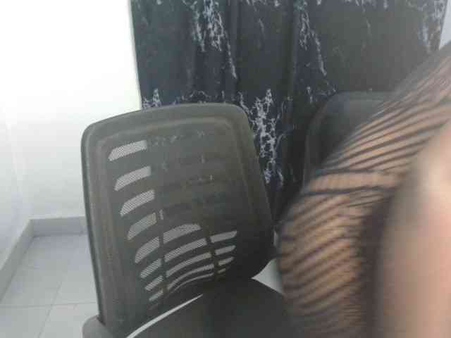 Nasty-fatpussyy
