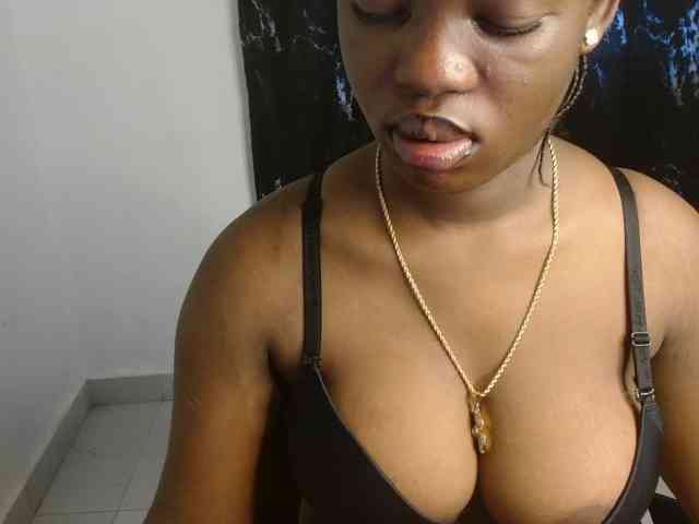 Creamy-blueberry webcam