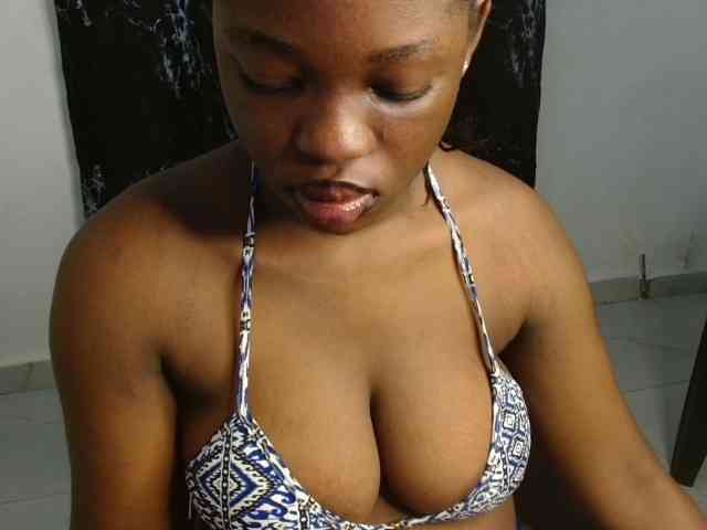 Creamy-blueberry webcam