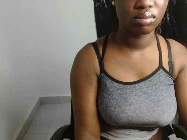 Nasty-fatpussyy webcam