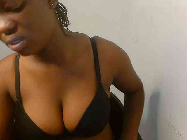 Nasty-fatpussyy webcam