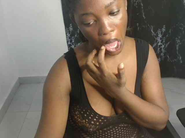 Creamy-blueberry webcam