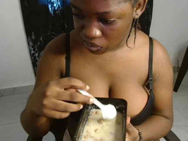 Creamy-blueberry webcam