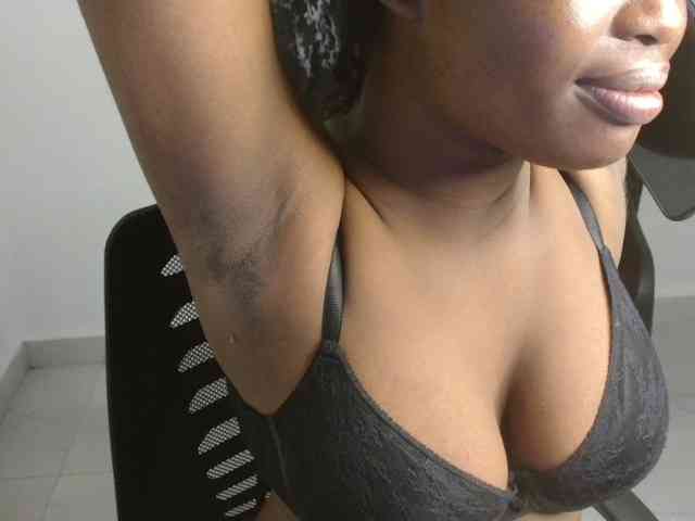 Nasty-fatpussyy webcam