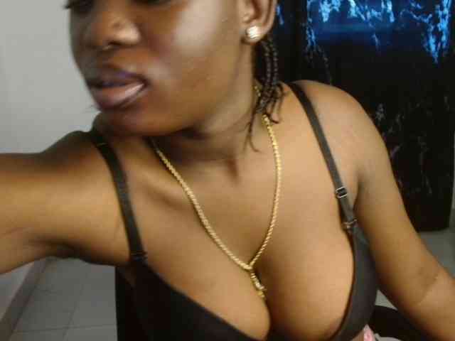 Creamy-blueberry webcam