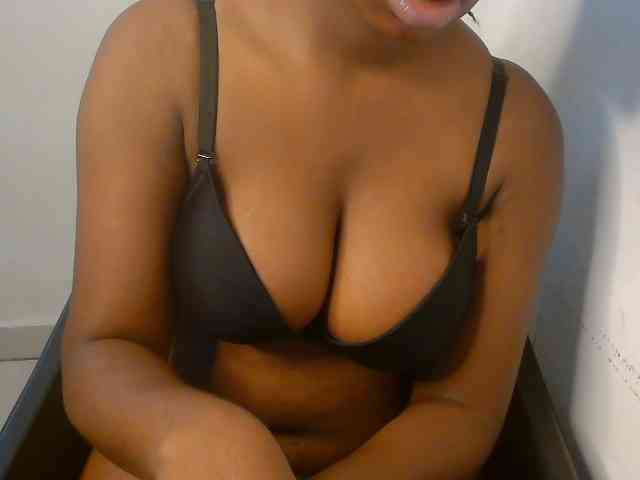 Nasty-fatpussyy webcam