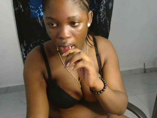 Creamy-blueberry webcam