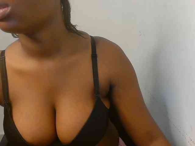 Nasty-fatpussyy webcam