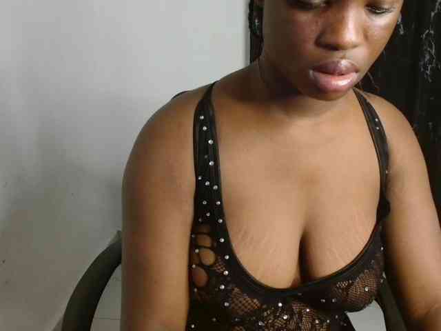 Nasty-fatpussyy webcam