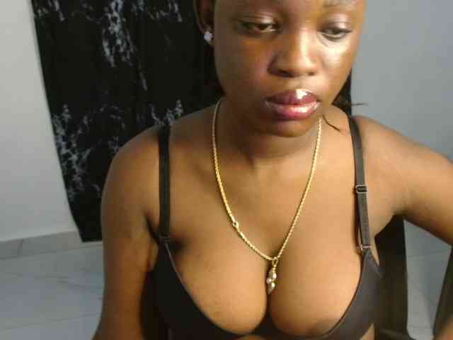 Nasty-fatpussyy