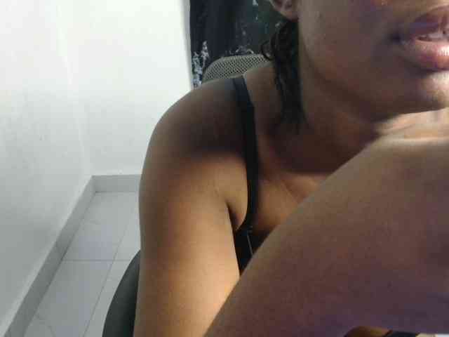 Nasty-fatpussyy