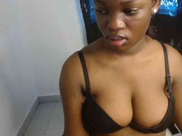 Creamy-blueberry webcam