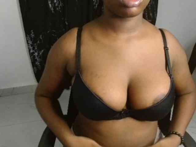 Creamy-blueberry webcam